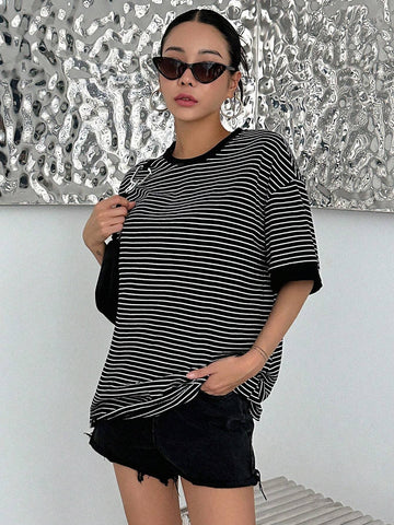 DAZY Striped Print Drop Shoulder Tee