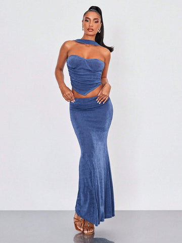 Solid Ruched Halter Top & Mermaid Hem Skirt