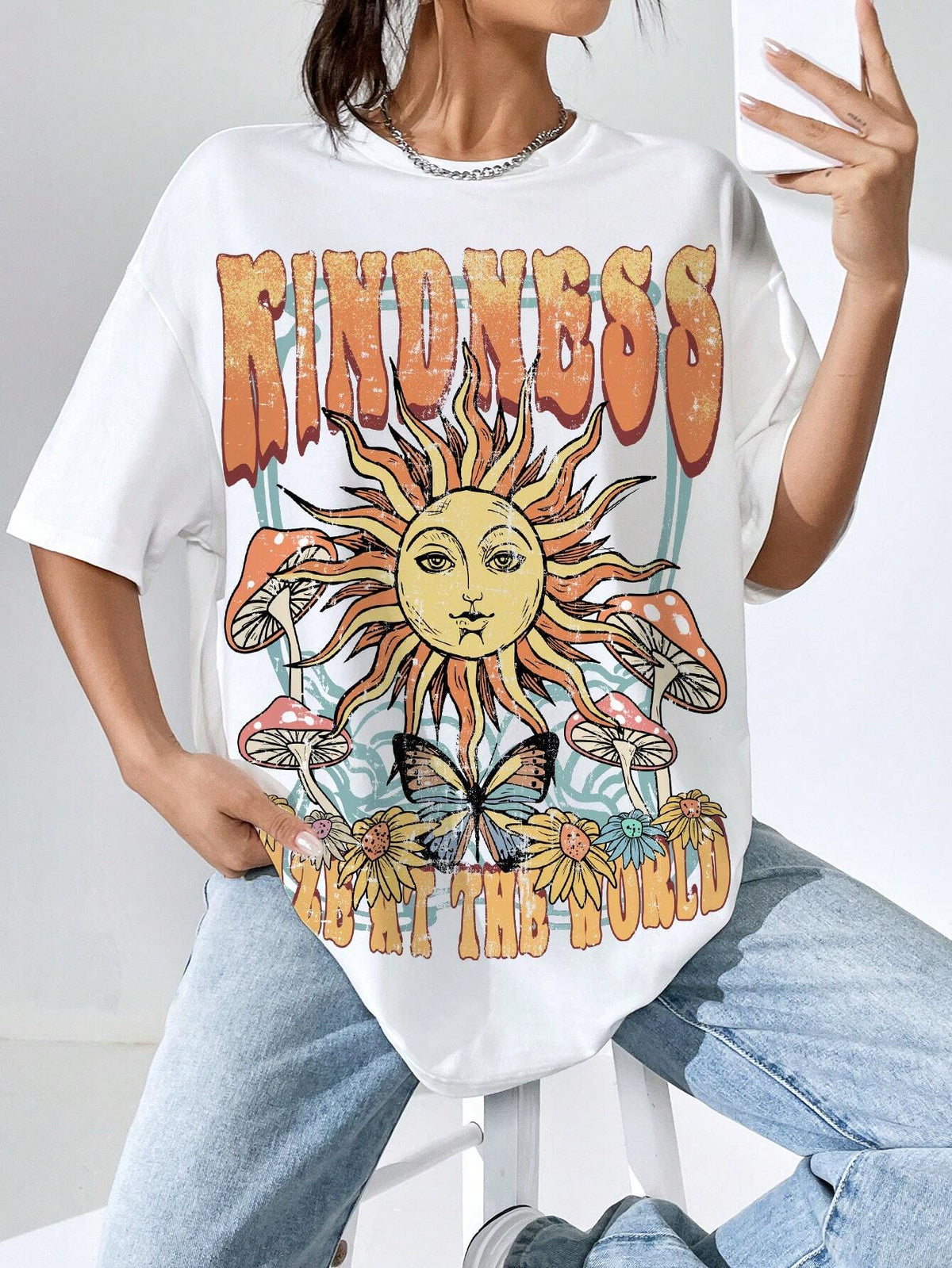 EZwear Sun & Slogan Graphic Drop Shoulder Tee Without Necklace