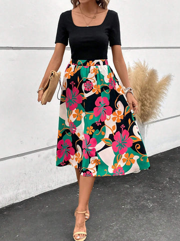 EMERY ROSE Solid Tee & Floral Print Skirt