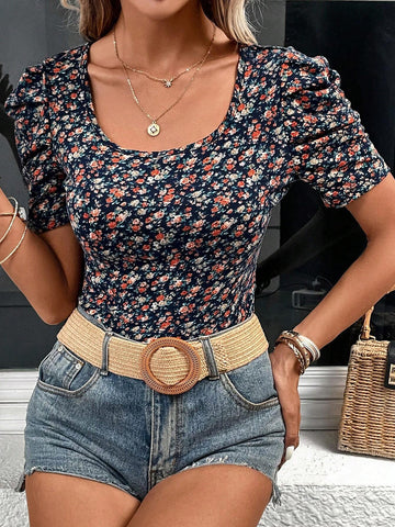 EMERY ROSE Ditsy Floral Print Puff Sleeve Bodysuit