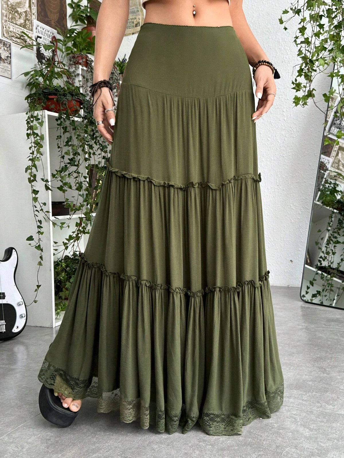 ROMWE PUNK Grunge Solid Frill Trim Ruffle Hem Skirt