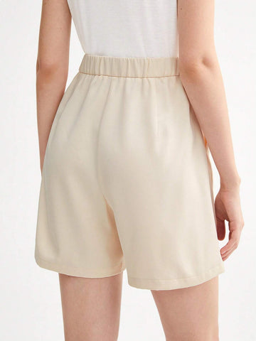 BIZwear Fold Pleated Detail Wide Leg Shorts