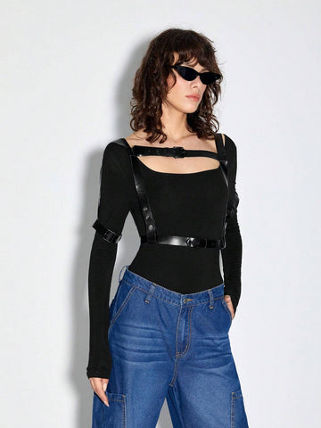 Solid Buckle Detail Square Neck Bodysuit
