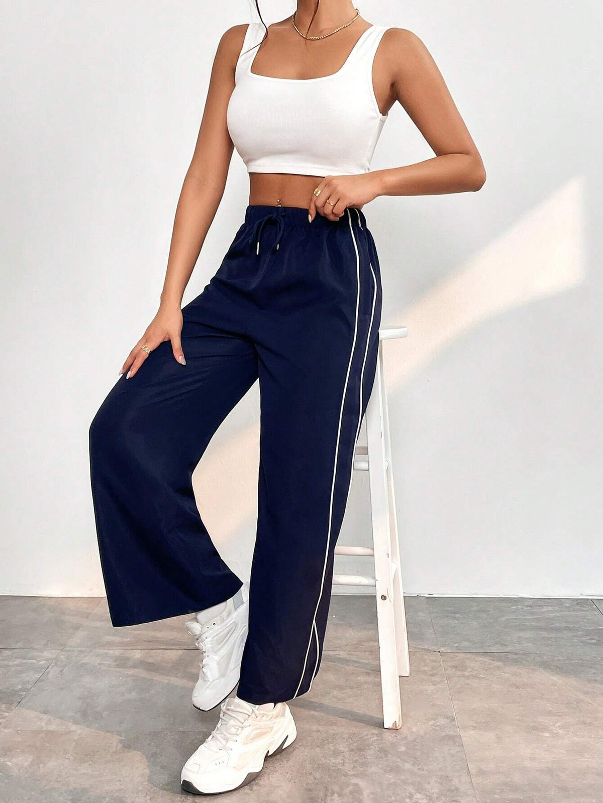 PETITE Contrast Piping Drawstring Waist Wide Leg Pants
