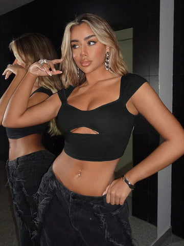 Cut Out Front Crop Tee