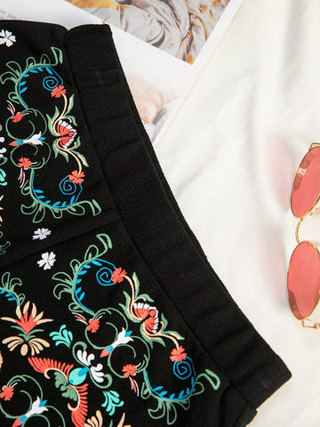 VCAY Floral Print Elastic Waist Shorts