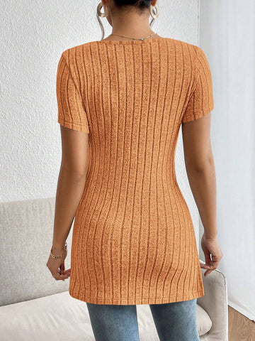 Unity Solid Split Hem Tee