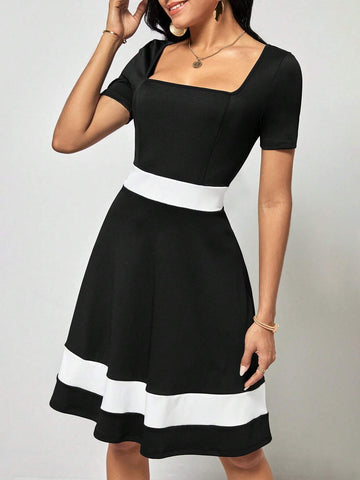 EMERY ROSE Square Neck Colorblock A-line Dress