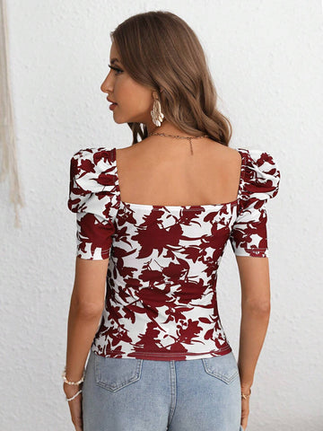 VCAY Floral Print Sweetheart Neck Puff Sleeve Tee