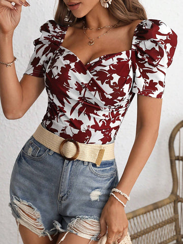 VCAY Floral Print Sweetheart Neck Puff Sleeve Tee