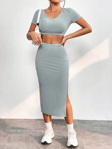 Solid Crop Tee & Split Thigh Skirt