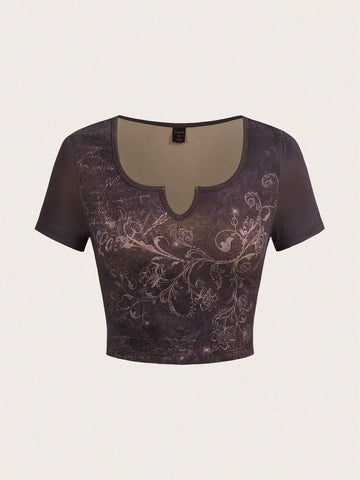 ROMWE PUNK Grunge Floral Print Notched Neckline Crop Tee