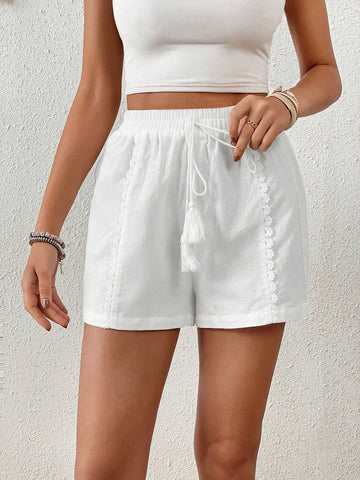 VCAY Guipure Lace Panel Tassel Tie Waist Shorts