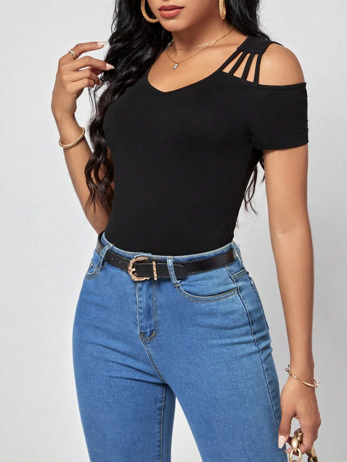 EMERY ROSE Solid Cold Shoulder Tee