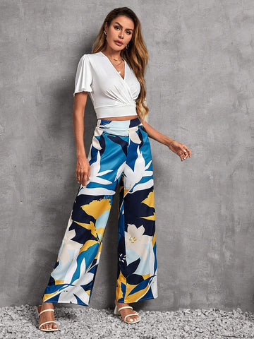 EMERY ROSE Surplice Neck Crop Tee & Floral Print Wide Leg Pants