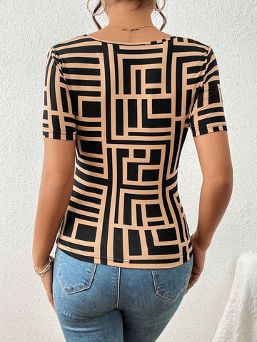 Unity Geo Print Sweetheart Neck Ruched Bust Tee