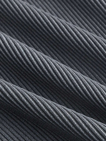 Solid Cami Top & Letter Patched Detail Shorts