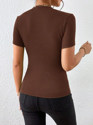 Unity Square Neck Button Detail Tee