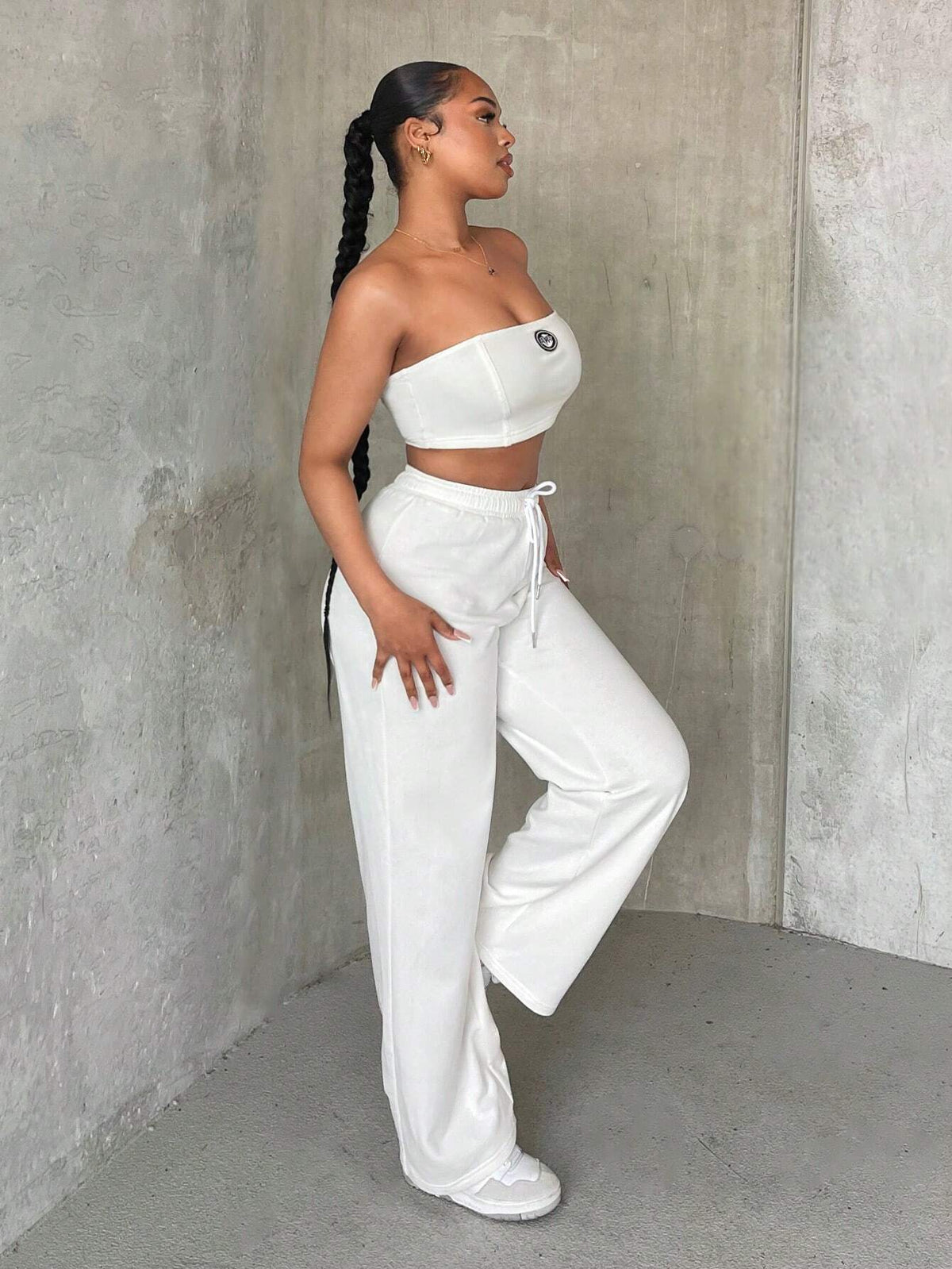 Letter Patched Tube Top & Drawstring Waist Pants