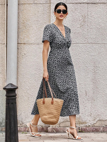 Ditsy Floral Print V Neck Dress