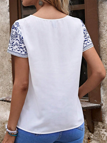 Floral Print Round Neck Blouse