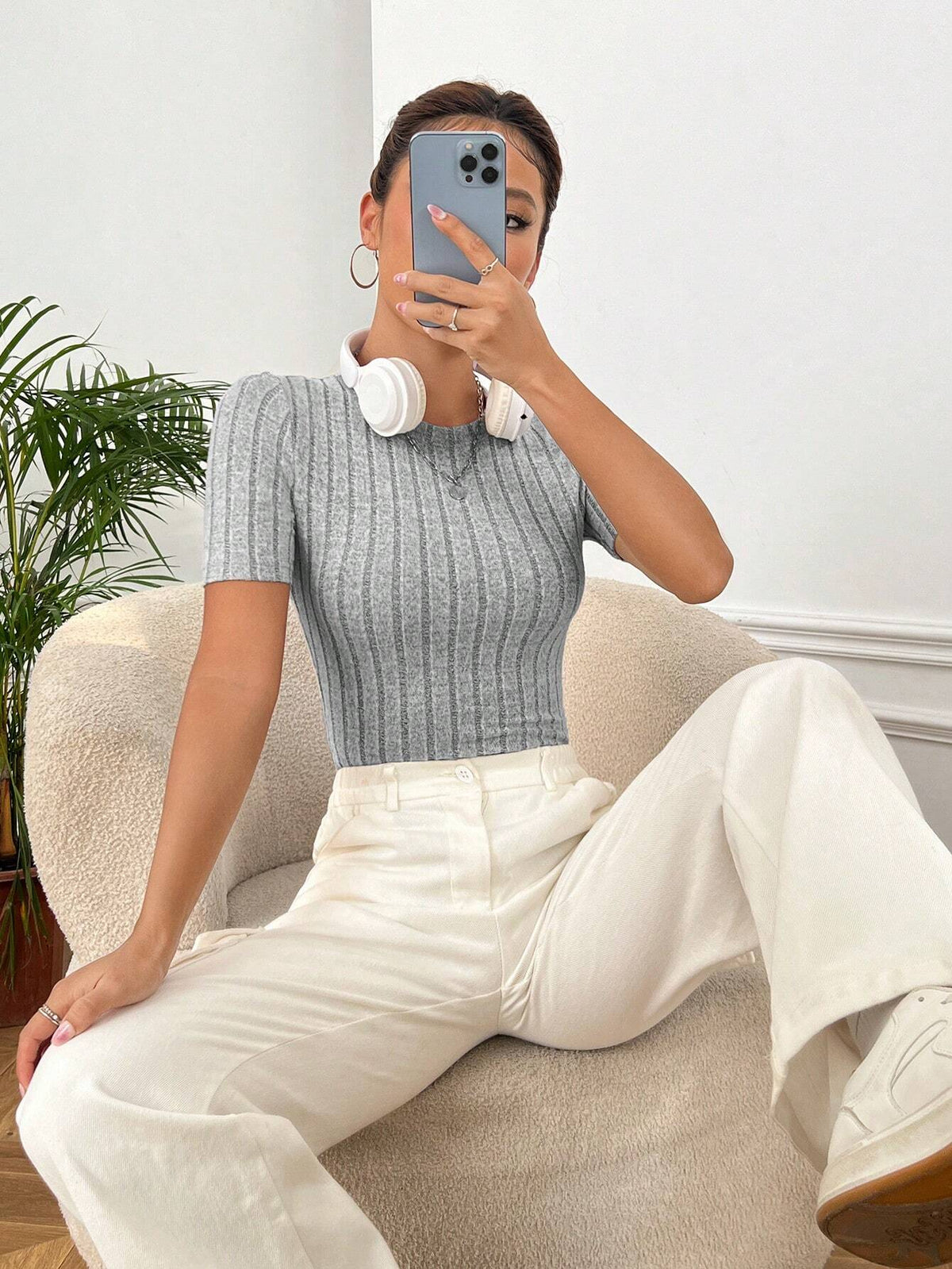 Solid Ribbed Knit Tee