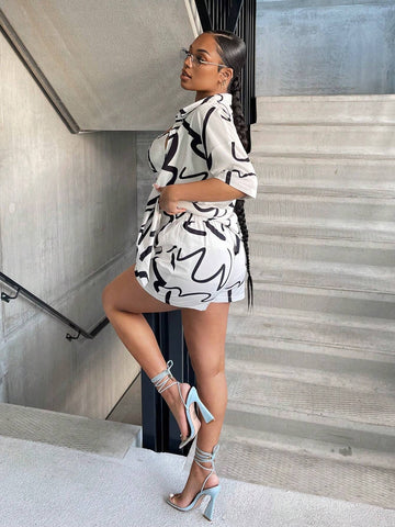 Graphic Print Cami Top & Shorts & Drop Shoulder Blouse