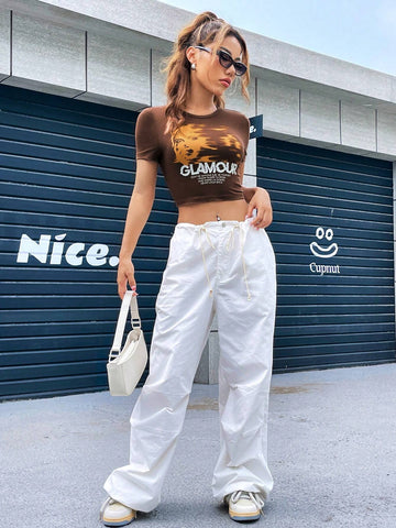 EZwear Letter & Figure Graphic Crop Tee