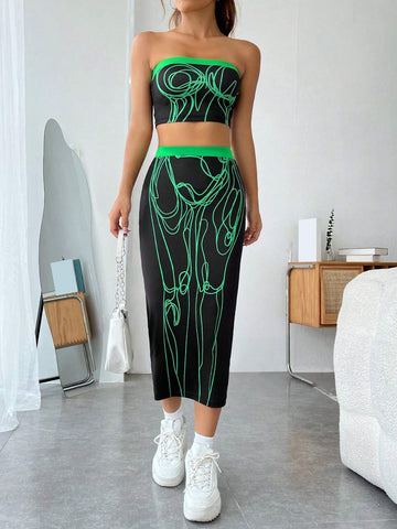 Figure Graphic Tube Top & Pencil Skirt