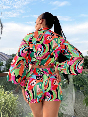 Allover Print Knot Front Crop Top & Shorts