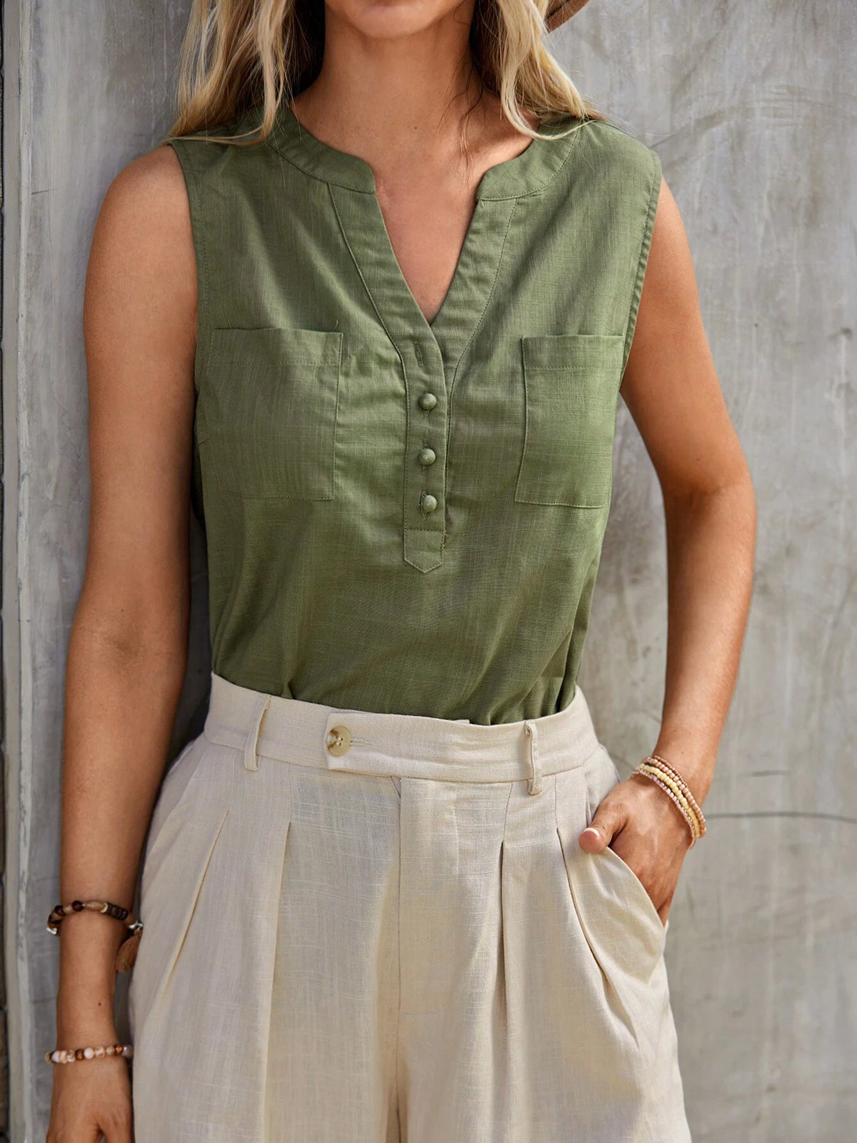 Half Button Dual Pocket Top