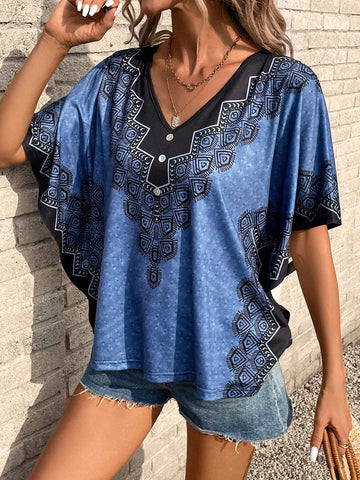 EMERY ROSE Geo Print Batwing Sleeve Tee
