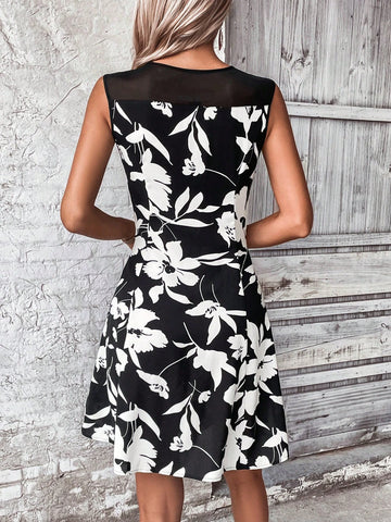 EMERY ROSE Floral Print Contrast Mesh Dress