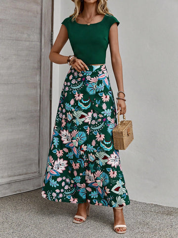 EMERY ROSE Solid Crop Top & Floral Print Split Thigh Skirt