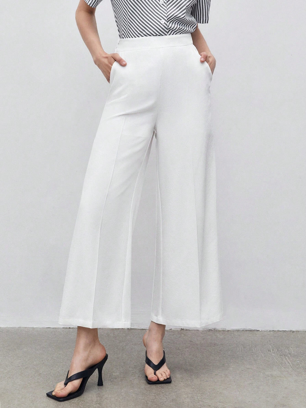 BIZwear Solid Wide Leg Pants