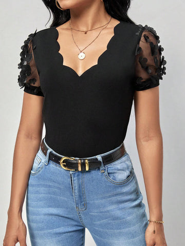 Scallop Trim Appliques Mesh Sleeve Tee