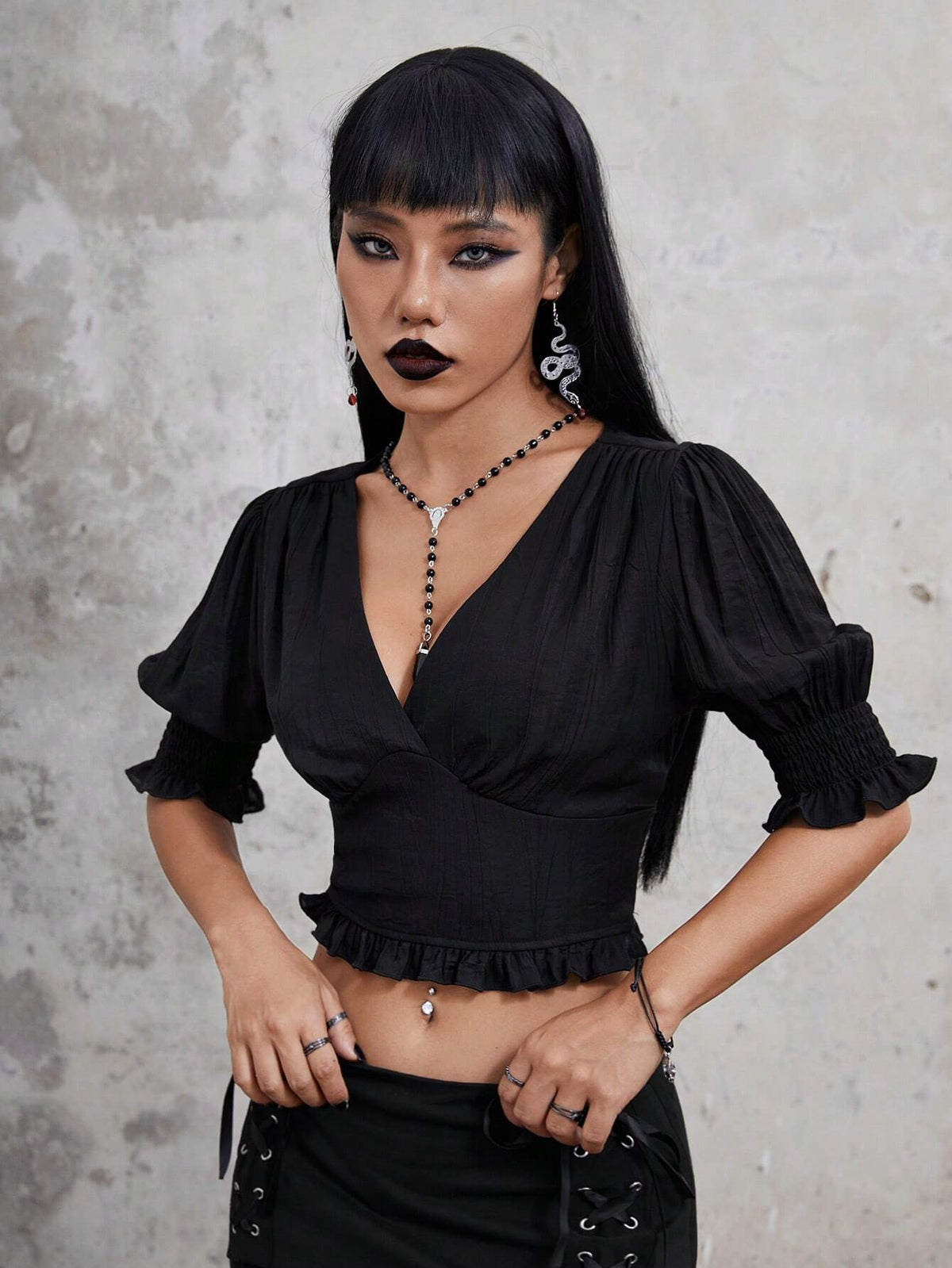 Goth Solid Puff Sleeve Crop Blouse