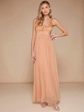 Belle Plunging Neck Mesh Hem Bridesmaid Dress