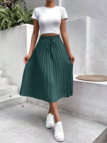 Frenchy Solid Pleated Skirt