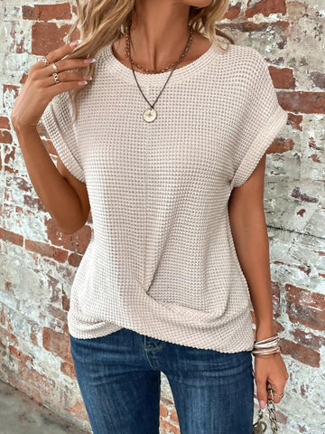 Solid Batwing Sleeve Twist Hem Tee