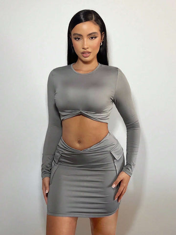 Ruched Front Crop Tee & Flap Pocket Bodycon Skirt