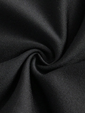 Solid Halter Neck Cut Out Bodysuit & Knot Side Skirt