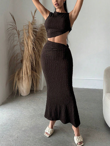 Solid Crop Tank Top & Mermaid Hem Skirt