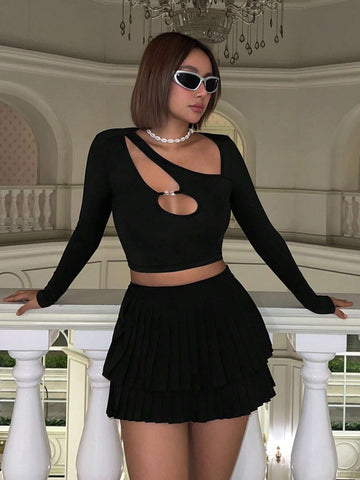 Cut Out Front Crop Tee