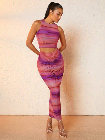 Allover Print Tank Top & Ruched Pencil Skirt