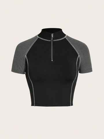 Colorblock Half Zip Crop Tee