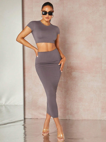 Solid Crop Tee & Pencil Skirt