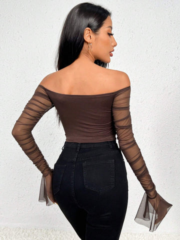 Off Shoulder Contrast Mesh Flare Sleeve Ruched Side Crop Tee