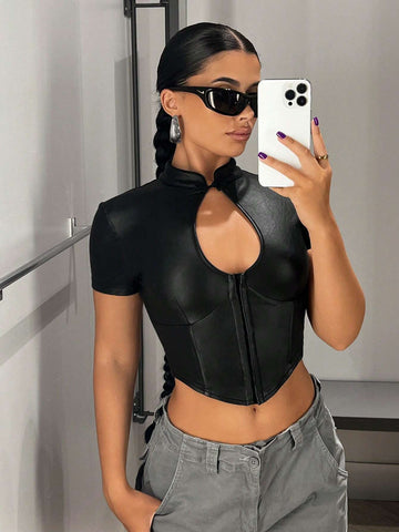 Hook And Eye Cut Out Front PU Leather Crop Tee